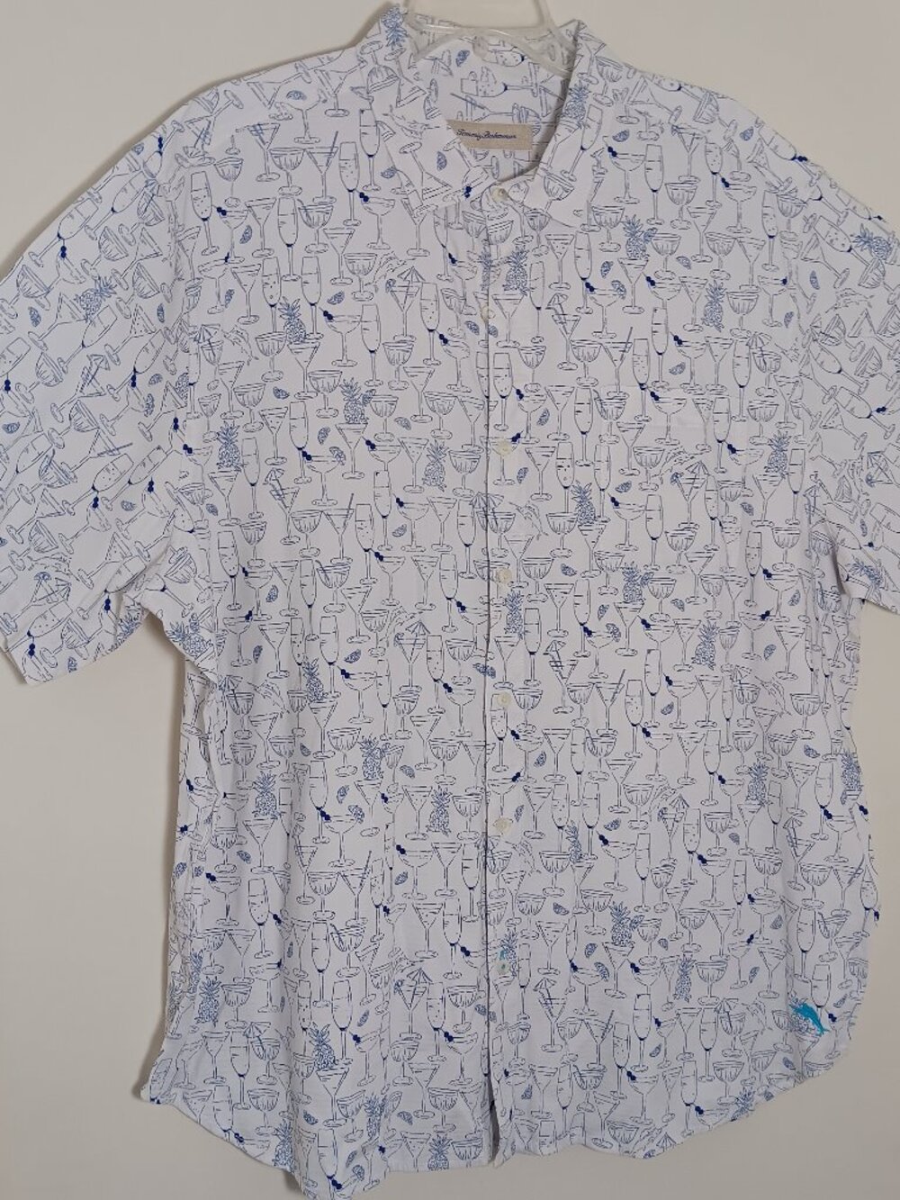 Tommy bahamas men XXL cocktail martini print shirt with blue short sleeves